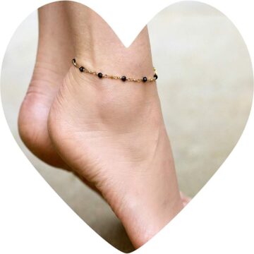 Alternative view of Black Stones Anklet